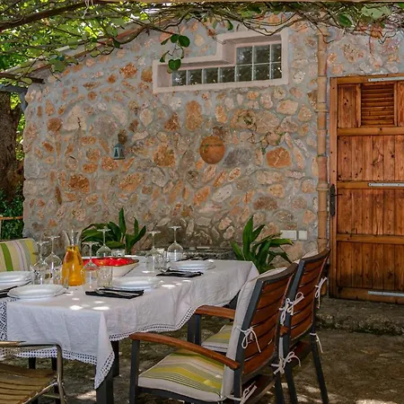 Sementer Del Molinet By Homevillas360 Holiday home
